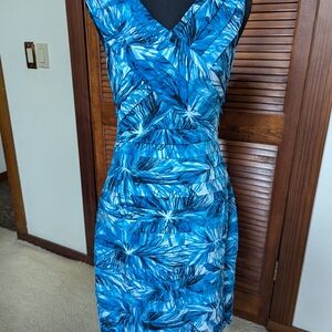 Blue Ruched Sheath Mini Dress with V-Neck